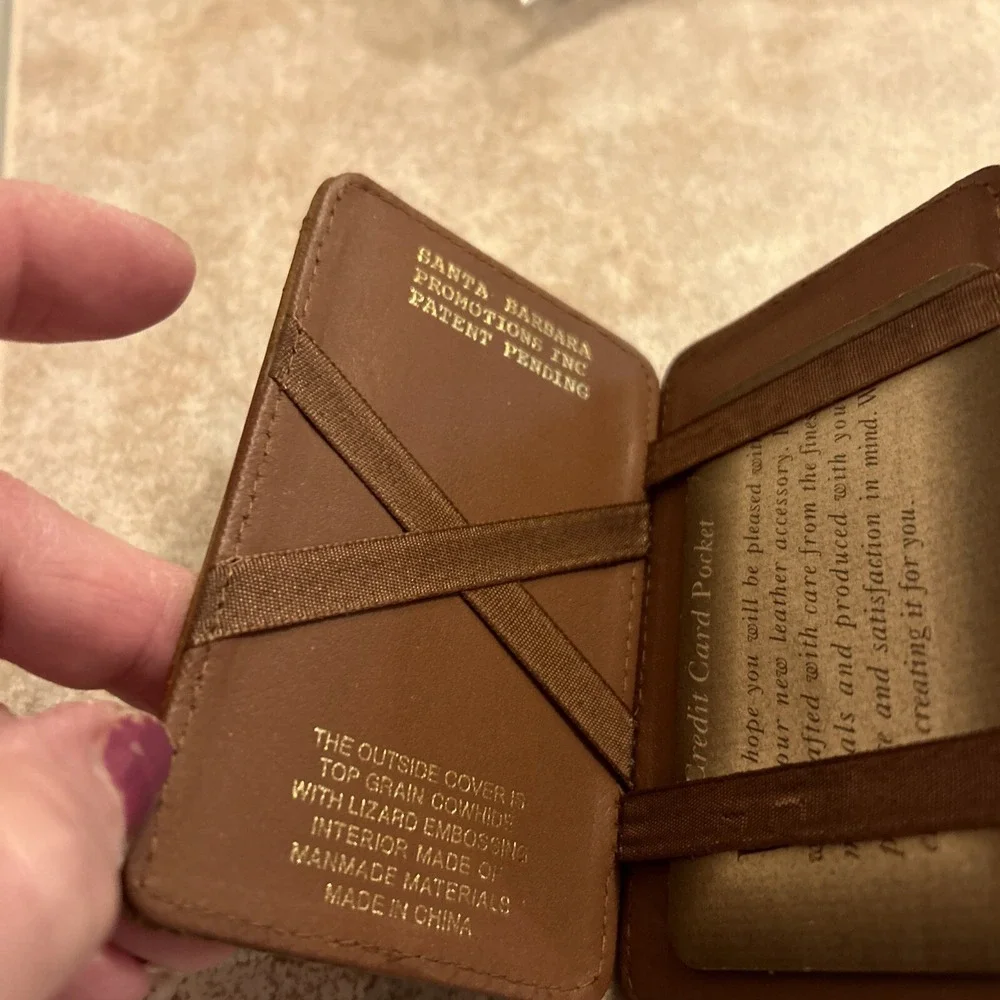 Leather Magic Wallet Lizzard Embossing Brown‎